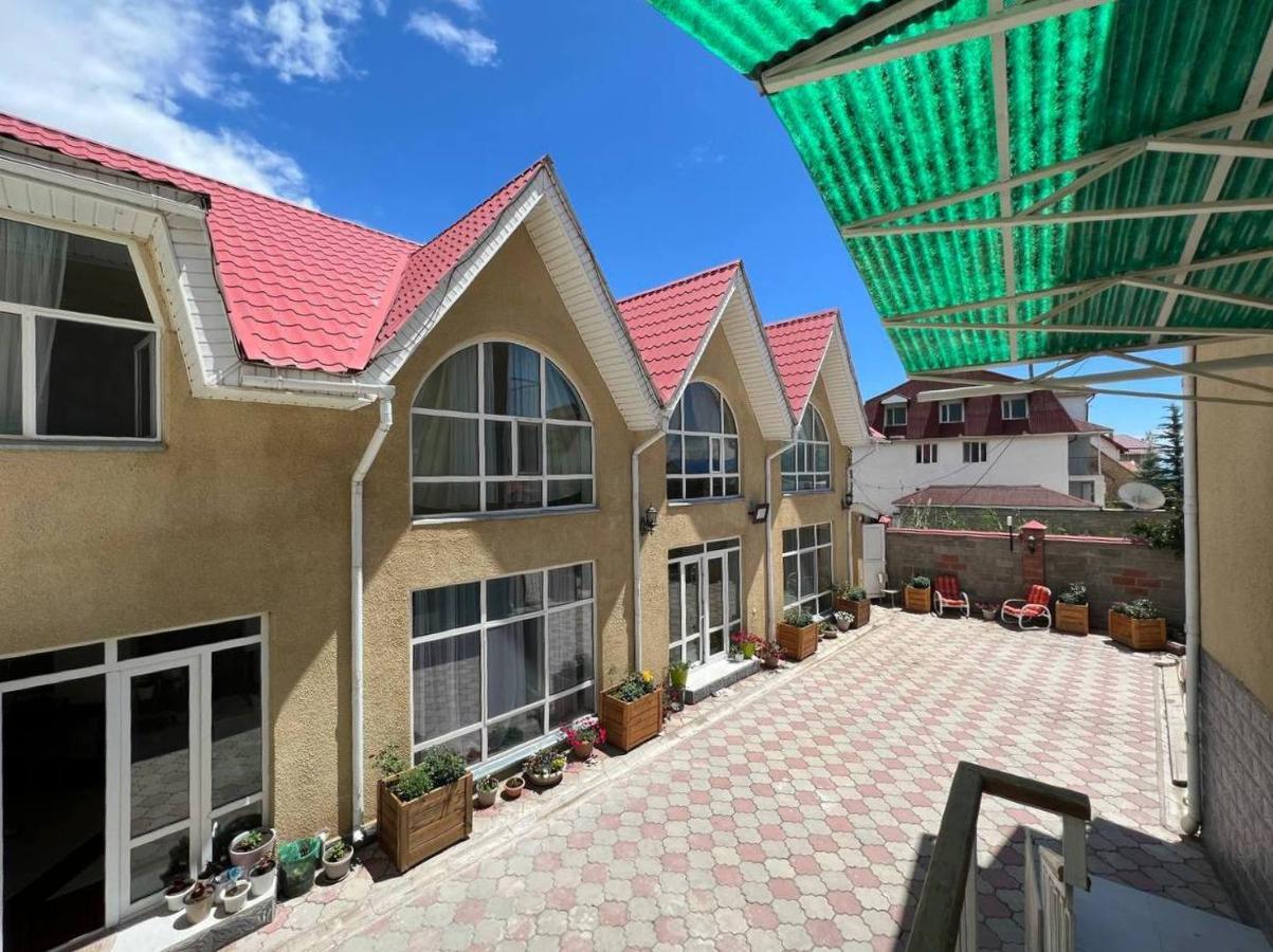 Tan Nuru Guest House Гостевой Дом Тан Нуру Çolpan Ata Dış mekan fotoğraf