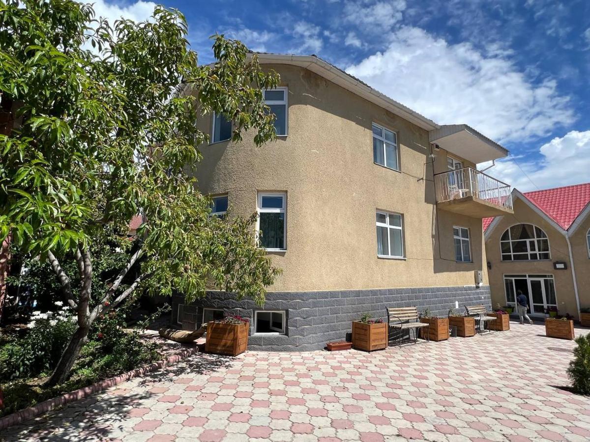 Tan Nuru Guest House Гостевой Дом Тан Нуру Çolpan Ata Dış mekan fotoğraf